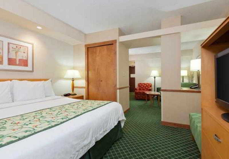 Fairfield Inn & Suites Chicago Midway Airport Bedford Park Szoba fotó